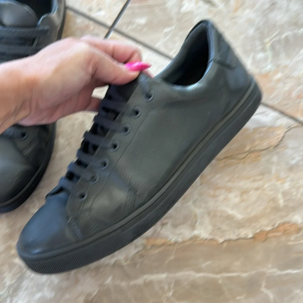 Men’s Burberry Grey Leather Sneakers size 44. - Picture 8 of 11